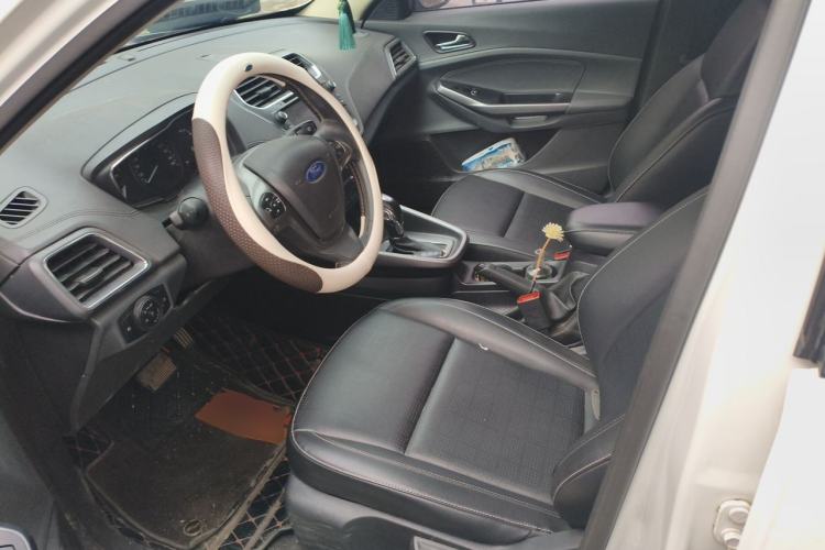 Used Ford Escort 2017 Happiness Edition 1.5L Automatic Fashion Version Left Front Seat