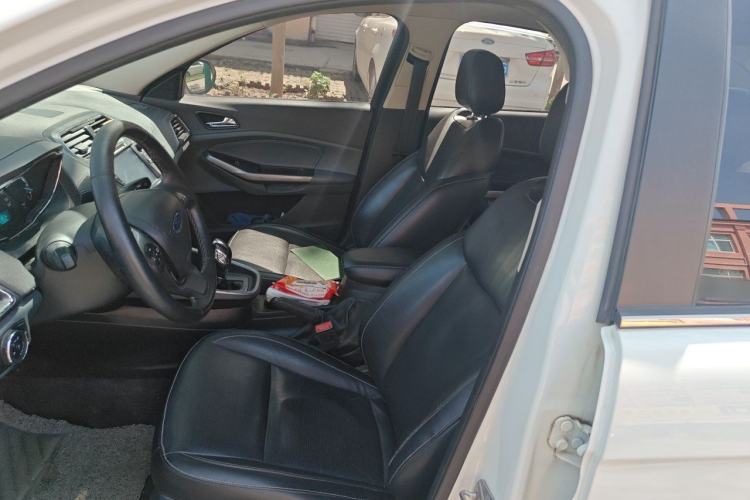 Used Ford Escort 2017 Happiness Edition 1.5L Automatic Fashion Version Left Front Seat