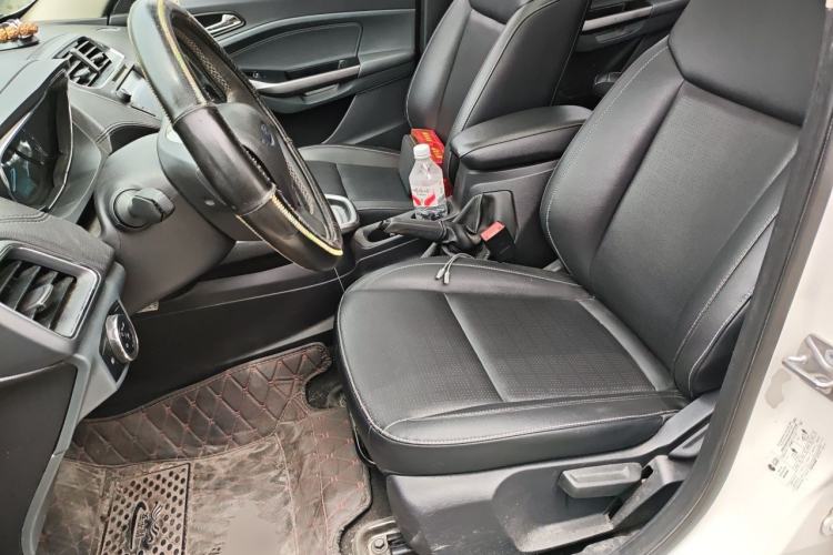 Used Ford Escort 2017 Happiness Edition 1.5L Automatic Fashion Version Left Front Seat