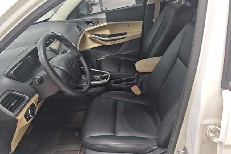 Used Ford Escort 2017 Revised Version 1.5L Automatic Comfort Edition Left Front Seat