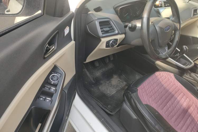 Used Ford Escort 2017 1.5L Manual Comfort Model Left Front Seat