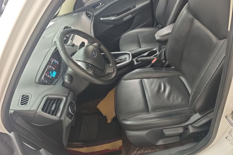 Used Ford Escort 2017 Happiness Edition 1.5L Automatic Fashion Version Left Front Seat