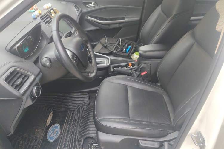 Used Ford Escort 2017 Happiness Edition 1.5L Automatic Fashion Version Left Front Seat