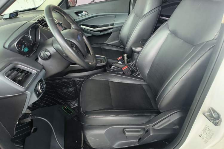 Used Ford Escort 2017 Happiness Edition 1.5L Automatic Fashion Version Left Front Seat