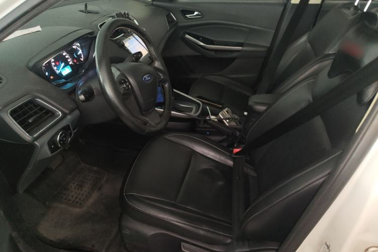 Used Ford Escort 2017 Happiness Edition 1.5L Automatic Fashion Version Left Front Seat