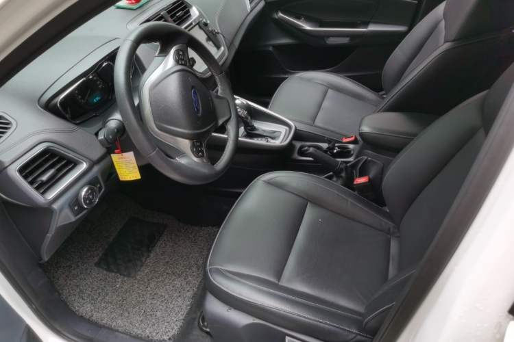 Used Ford Escort 2017 Happiness Edition 1.5L Automatic Fashion Version Left Front Seat