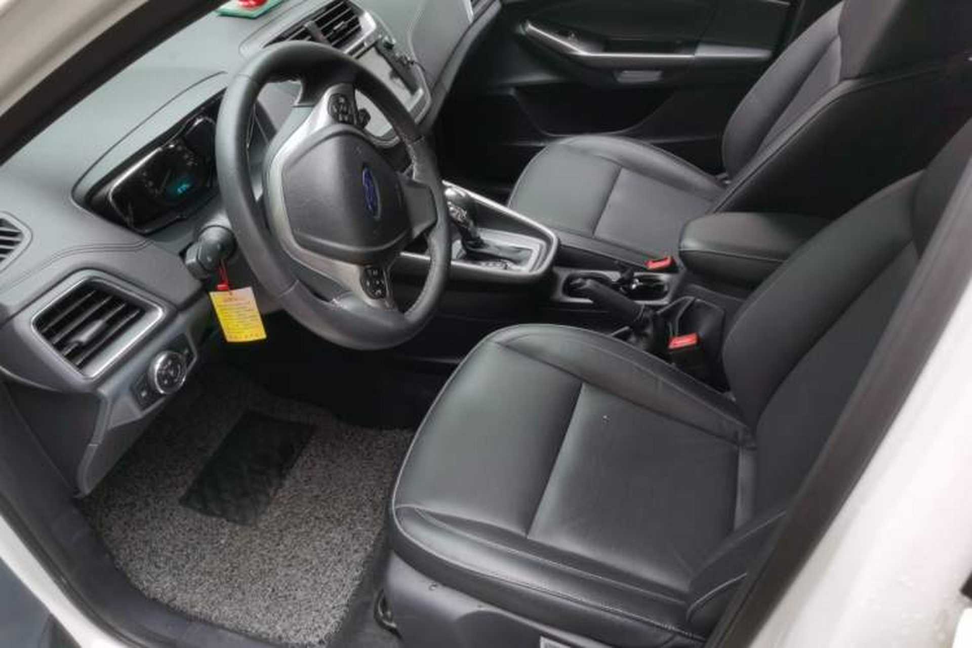 Used Ford Escort 2017 Happiness Edition 1.5L Automatic Fashion Version Left Front Seat
