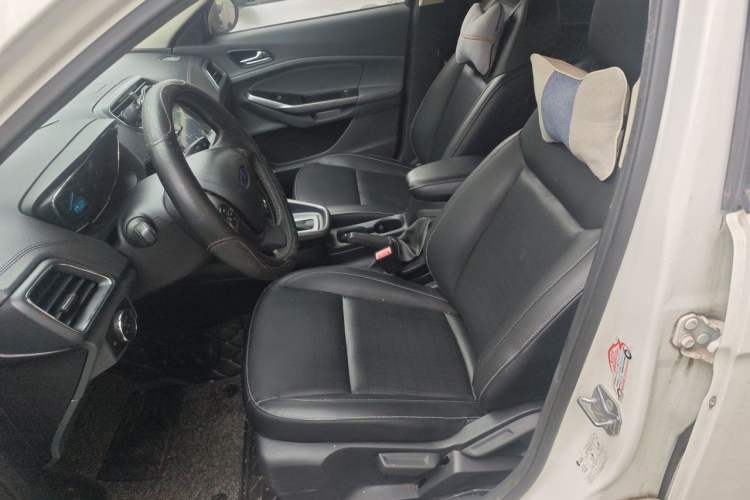 Used Ford Escort 2017 Happiness Edition 1.5L Automatic Fashion Version Left Front Seat