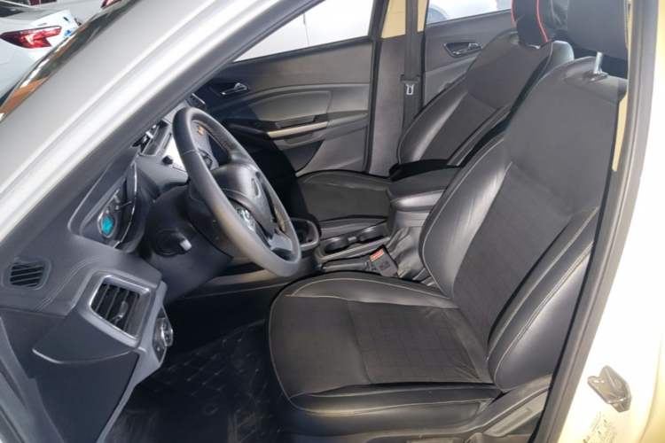 Used Ford Escort 2017 Happiness Edition 1.5L Automatic Fashion Version Left Front Seat