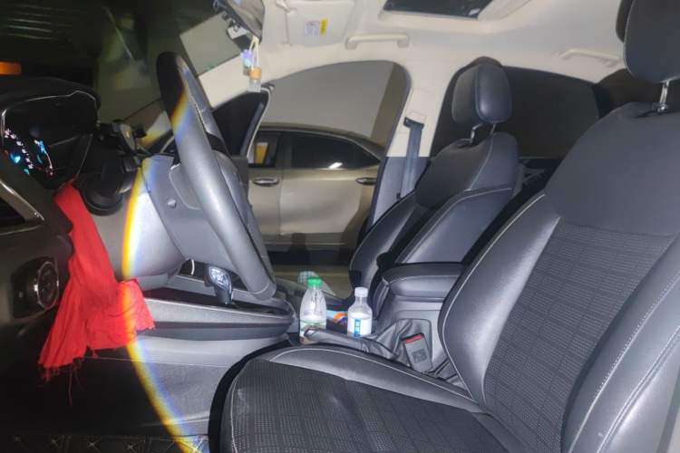 Used Ford Escort 2017 Happiness Edition 1.5L Automatic Fashion Version Left Front Seat