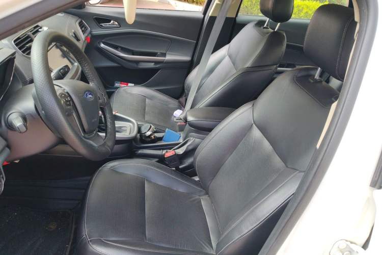 Used Ford Escort 2017 Happiness Edition 1.5L Automatic Fashion Version Left Front Seat