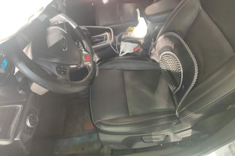 Used Ford Escort 2017 Happiness Edition 1.5L Automatic Fashion Version Left Front Seat