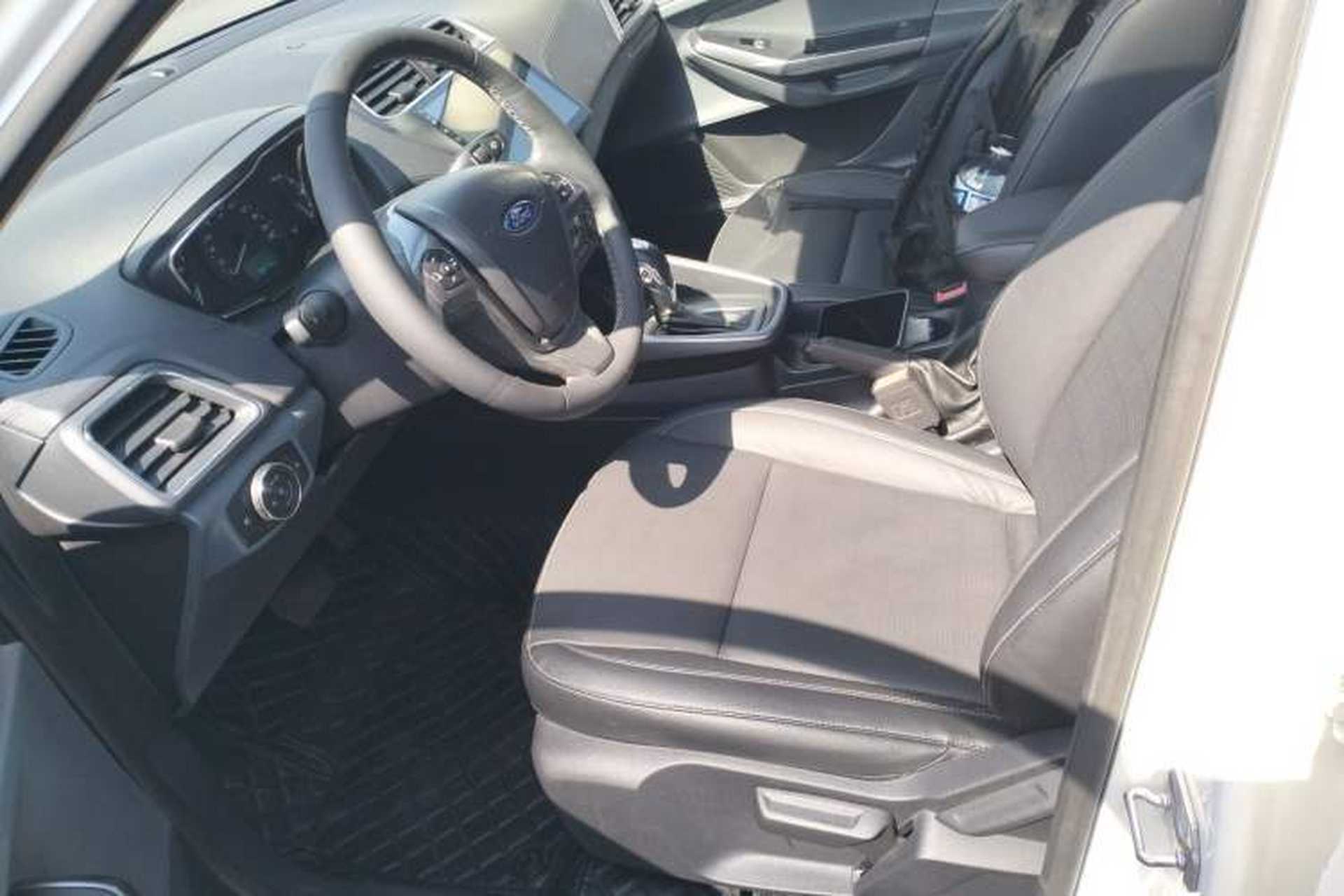 Used Ford Escort 2017 Happiness Edition 1.5L Automatic Fashion Version Left Front Seat