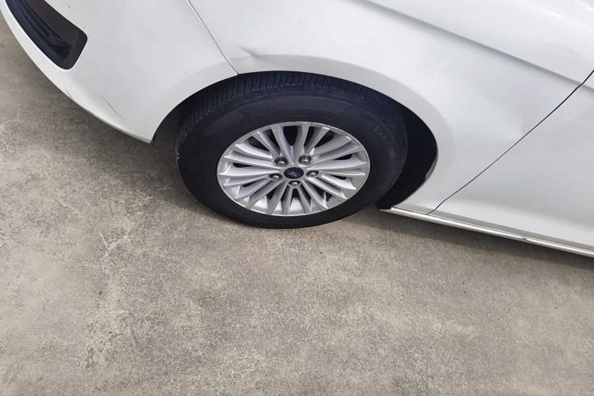Used Ford Escort 2017 Revised Version 1.5L Automatic Comfort Edition Left Front Wheel Hub