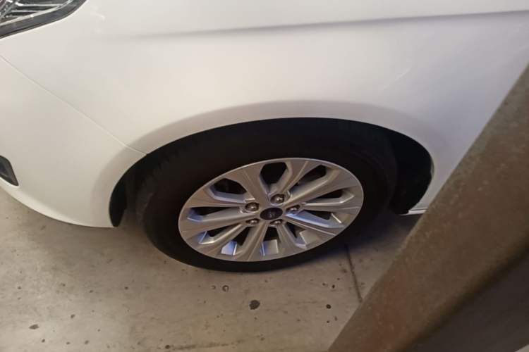 Used Ford Escort 2017 Happiness Edition 1.5L Automatic Fashion Version Left Front Wheel Hub