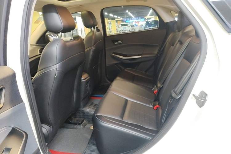 Used Ford Escort 2017 Happiness Edition 1.5L Automatic Fashion Version Left Rear Seat