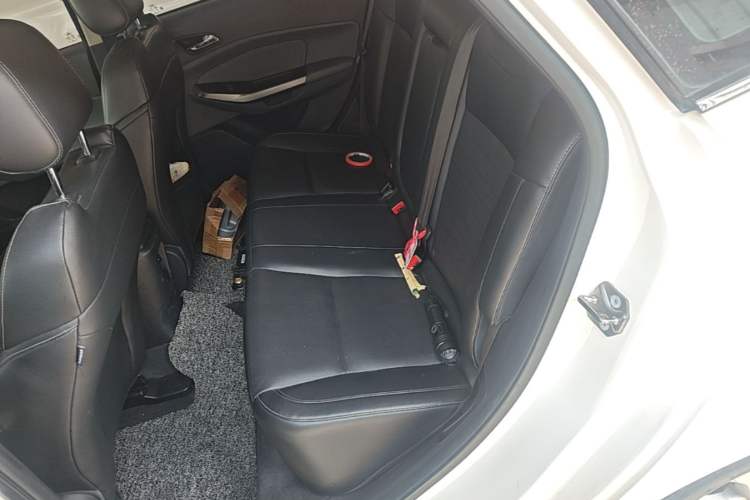 Used Ford Escort 2017 Happiness Edition 1.5L Automatic Fashion Version Left Rear Seat