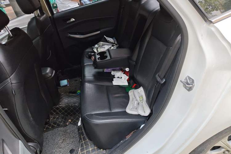 Used Ford Escort 2017 Happiness Edition 1.5L Automatic Fashion Version Left Rear Seat