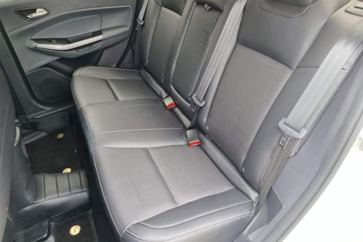 Used Ford Escort 2017 Happiness Edition 1.5L Automatic Fashion Version Left Rear Seat