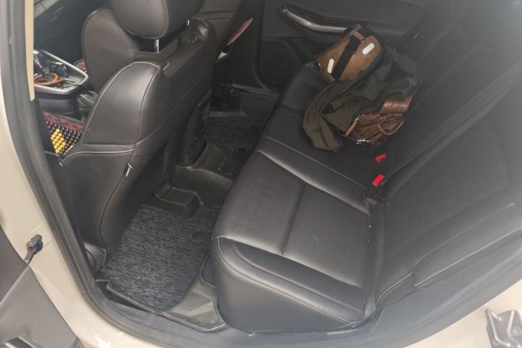 Used Ford Escort 2017 Happiness Edition 1.5L Automatic Fashion Version Left Rear Seat