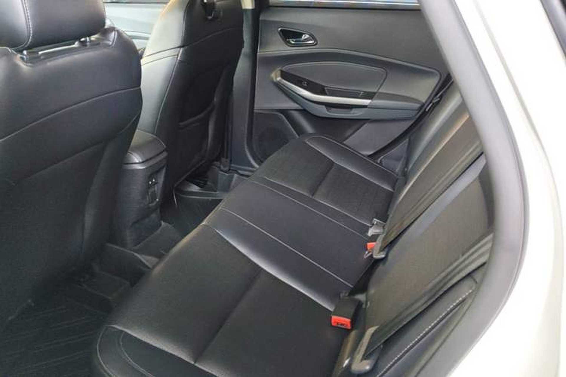 Used Ford Escort 2017 Happiness Edition 1.5L Automatic Fashion Version Left Rear Seat