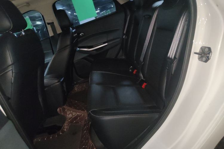 Used Ford Escort 2017 Happiness Edition 1.5L Automatic Fashion Version Left Rear Seat