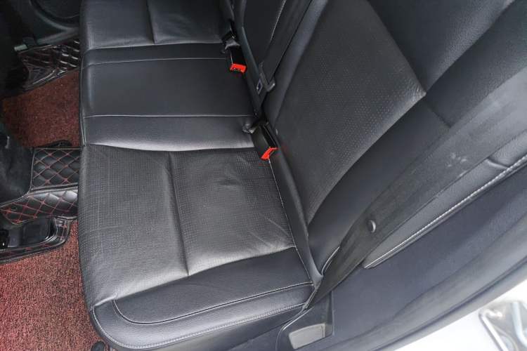 Used Ford Escort 2017 Happiness Edition 1.5L Automatic Fashion Version Left Rear Seat