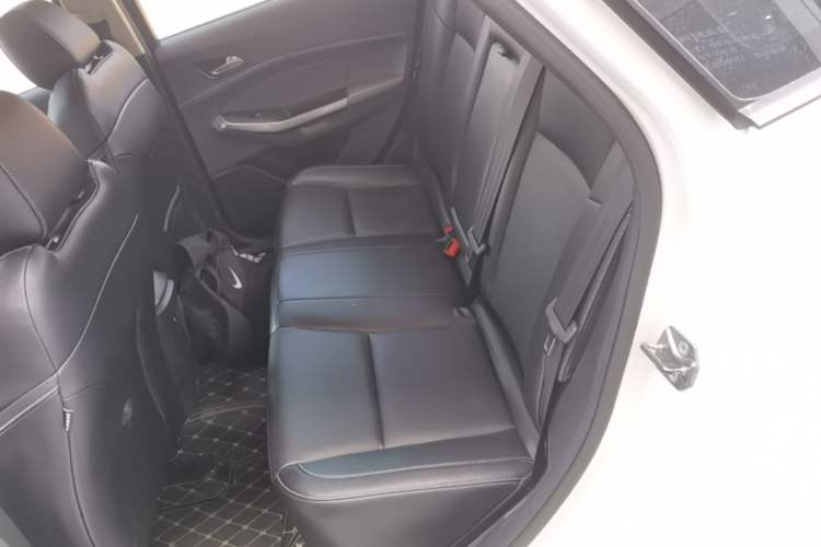 Used Ford Escort 2017 Happiness Edition 1.5L Automatic Fashion Version Left Rear Seat