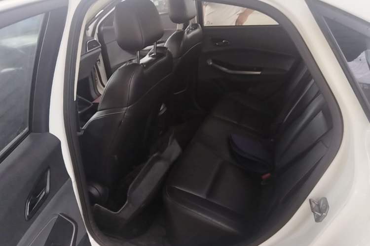 Used Ford Escort 2017 Happiness Edition 1.5L Automatic Fashion Version Left Rear Seat