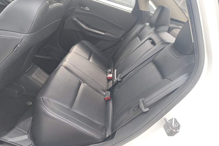 Used Ford Escort 2017 Happiness Edition 1.5L Automatic Fashion Version Left Rear Seat