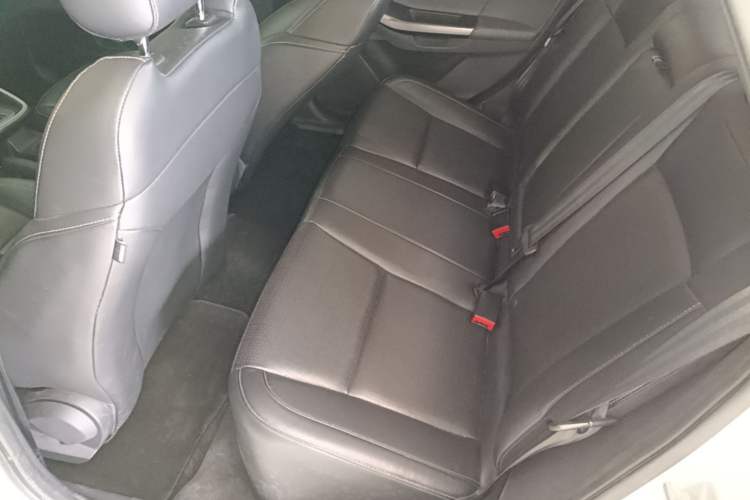 Used Ford Escort 2017 Happiness Edition 1.5L Automatic Fashion Version Left Rear Seat