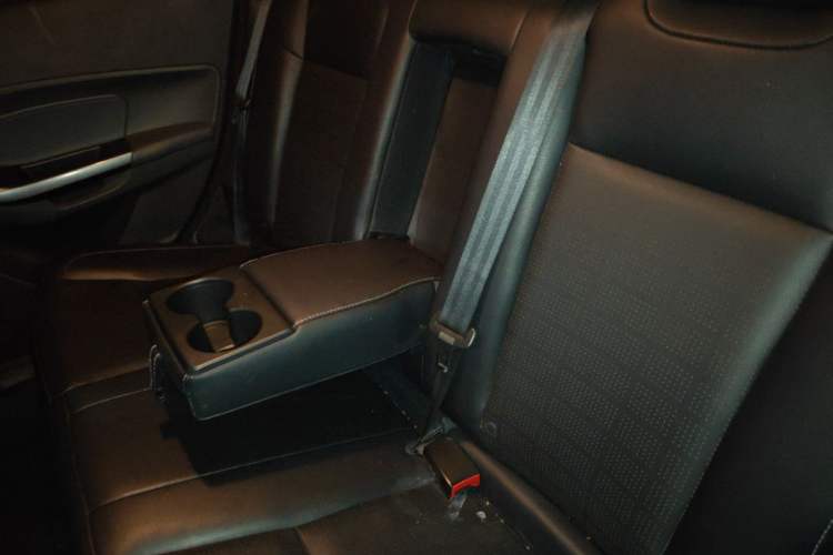 Used Ford Escort 2017 Happiness Edition 1.5L Automatic Fashion Version Left Rear Seat