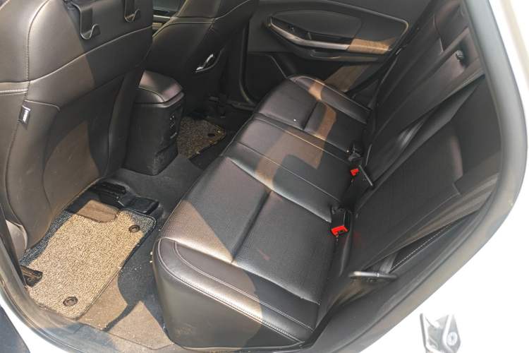Used Ford Escort 2017 Happiness Edition 1.5L Automatic Fashion Version Left Rear Seat