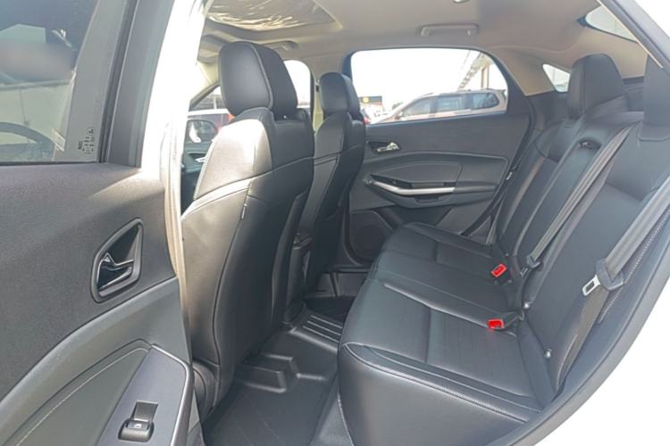 Used Ford Escort 2017 Happiness Edition 1.5L Automatic Fashion Version Left Rear Seat