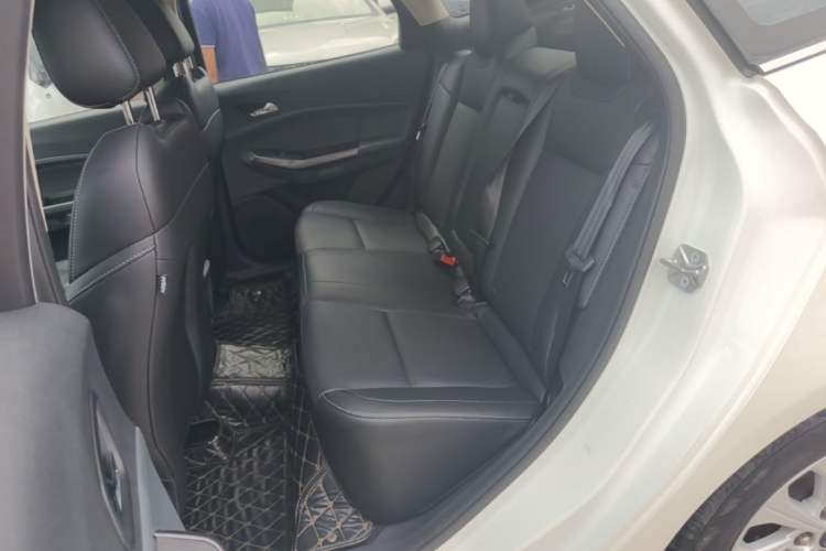 Used Ford Escort 2017 Happiness Edition 1.5L Automatic Fashion Version Left Rear Seat
