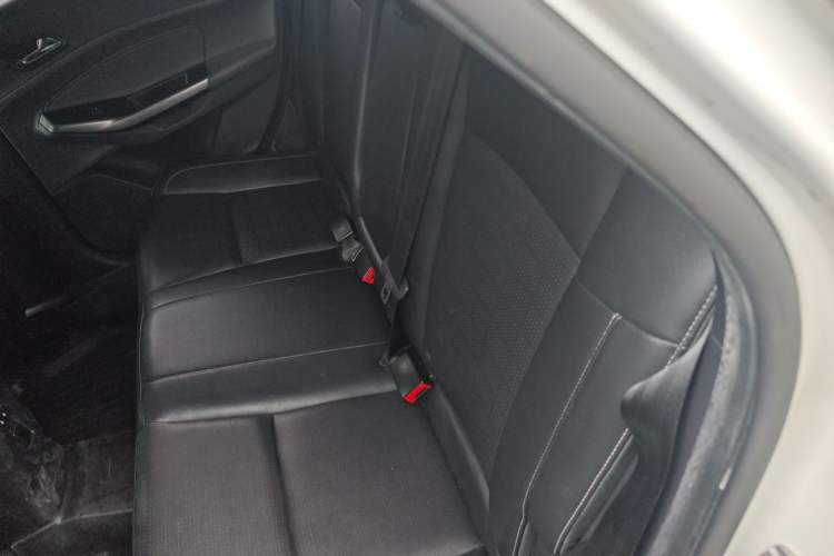 Used Ford Escort 2017 Happiness Edition 1.5L Automatic Fashion Version Left Rear Seat