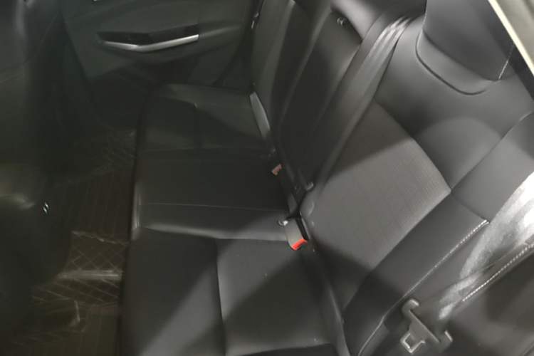 Used Ford Escort 2017 Happiness Edition 1.5L Automatic Fashion Version Left Rear Seat