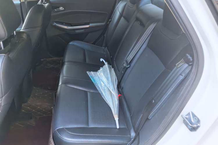 Used Ford Escort 2017 Happiness Edition 1.5L Automatic Fashion Version Left Rear Seat
