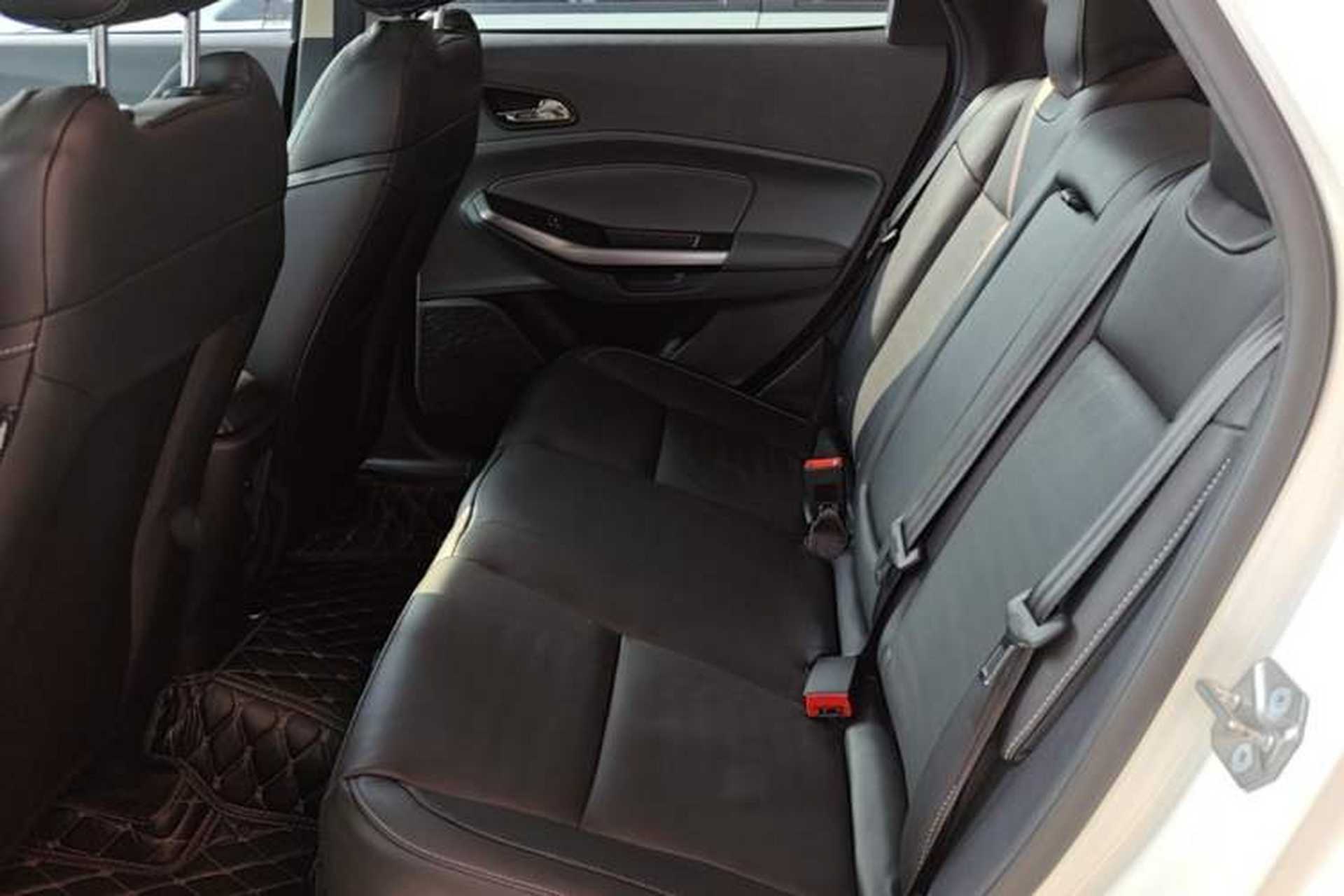 Used Ford Escort 2017 Happiness Edition 1.5L Automatic Fashion Version Left Rear Seat