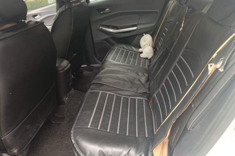 Used Ford Escort 2017 Happiness Edition 1.5L Automatic Fashion Version Left Rear Seat