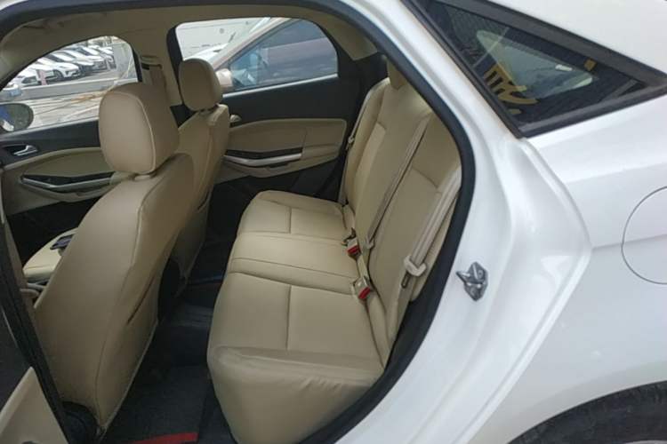 Used Ford Escort 2017 Revised Version 1.5L Manual Comfort Edition Left Rear Seat
