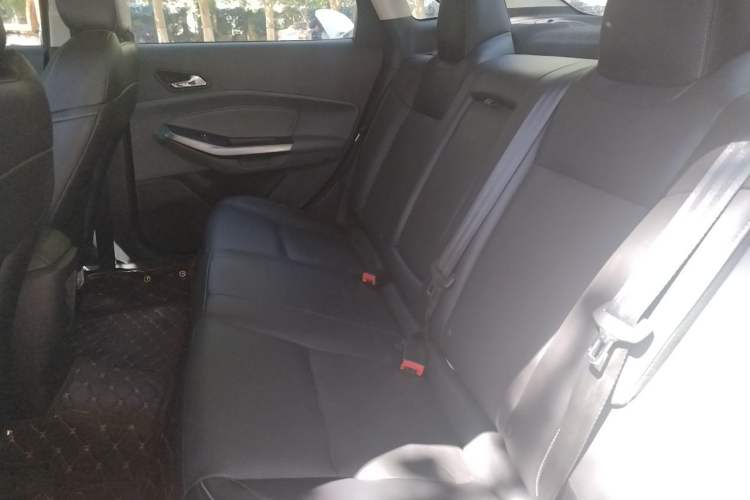 Used Ford Escort 2017 Happiness Edition 1.5L Automatic Fashion Version Left Rear Seat