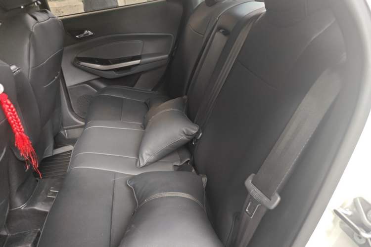 Used Ford Escort 2017 Happiness Edition 1.5L Automatic Fashion Version Left Rear Seat