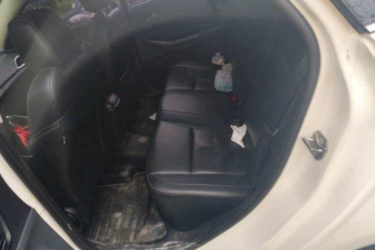 Used Ford Escort 2017 Happiness Edition 1.5L Automatic Fashion Version Left Rear Seat
