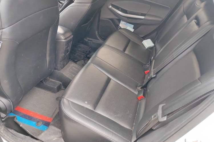 Used Ford Escort 2017 Happiness Edition 1.5L Automatic Fashion Version Left Rear Seat