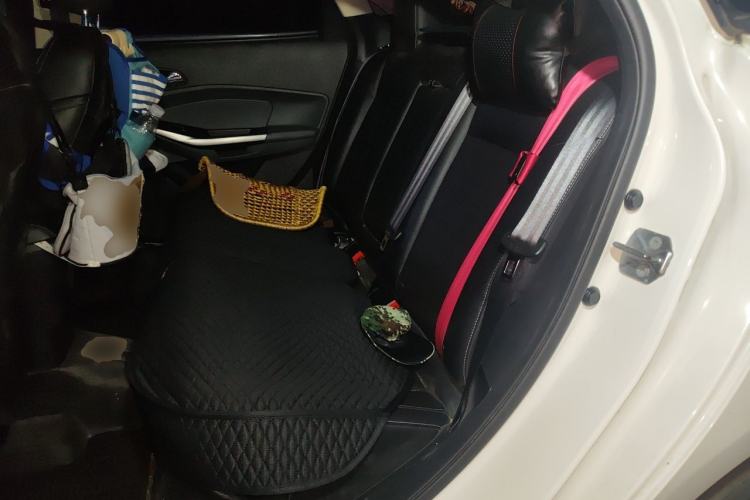 Used Ford Escort 2017 Happiness Edition 1.5L Automatic Fashion Version Left Rear Seat