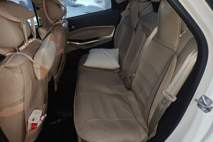 Used Ford Escort 2017 Happiness Edition 1.5L Automatic Fashion Version Left Rear Seat