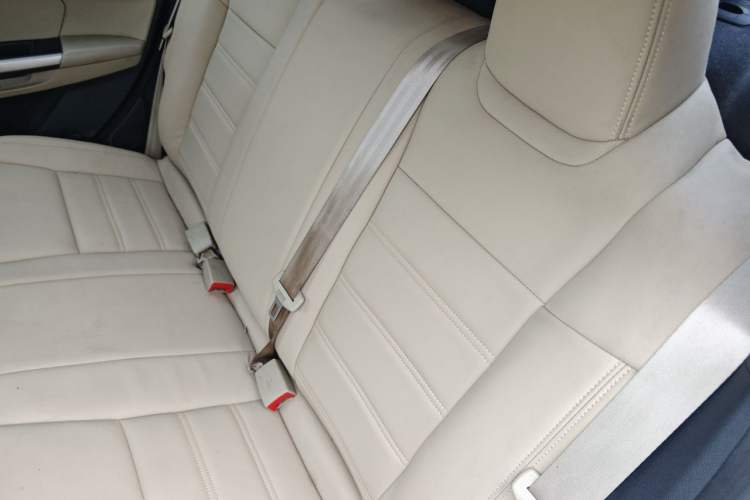 Used Ford Escort 2017 Revised Version 1.5L Manual Comfort Edition Left Rear Seat