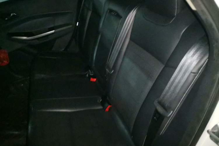 Used Ford Escort 2017 Happiness Edition 1.5L Automatic Fashion Version Left Rear Seat