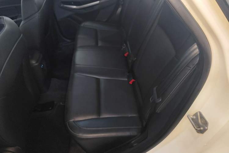 Used Ford Escort 2017 Happiness Edition 1.5L Automatic Fashion Version Left Rear Seat